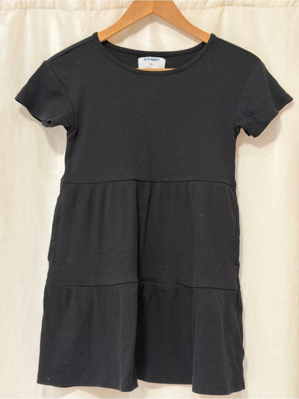 Old Navy Black Short Sleeve Tiered Knit Dress - Girls